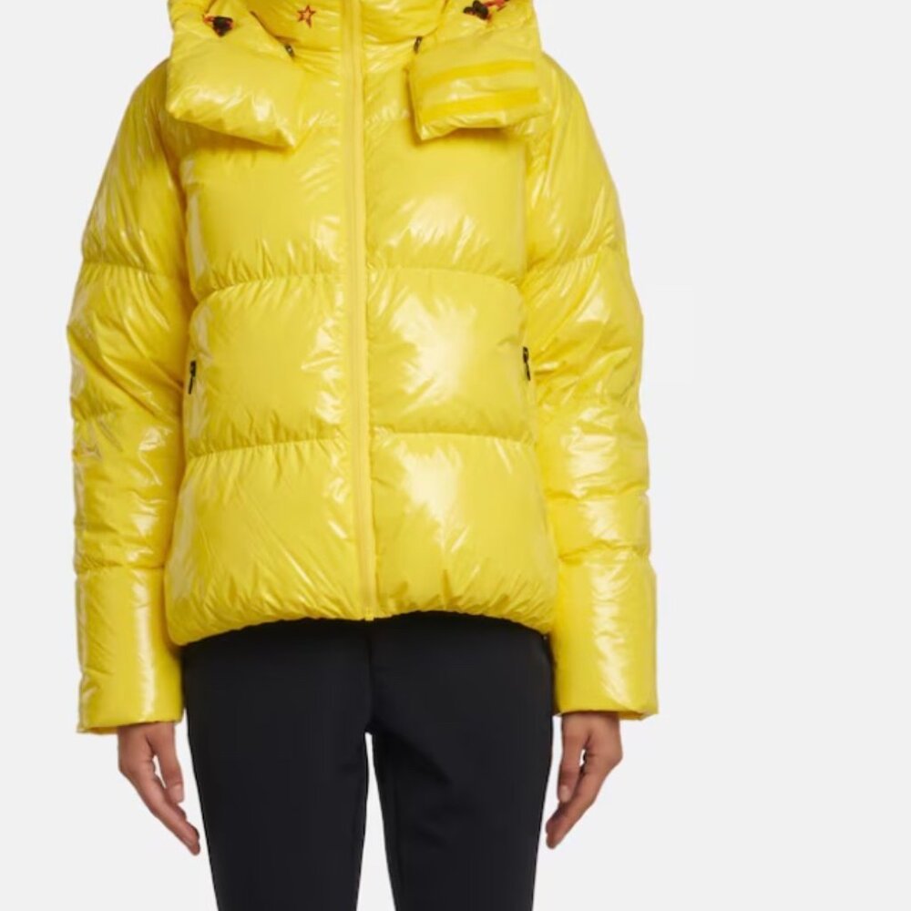 Perfect Moment Womens Ski Jacket NWT Size Mediium